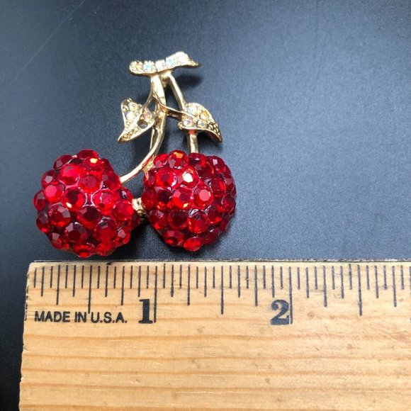 Vintage Signed Suzanne Bjontegard Faux Ruby Red Cherries Brooch FLAW - Picture 7 of 10